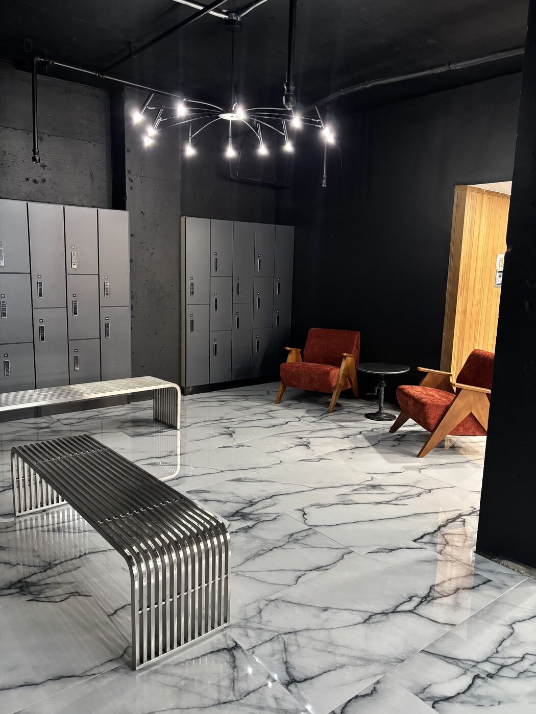 Lexington locker lounge