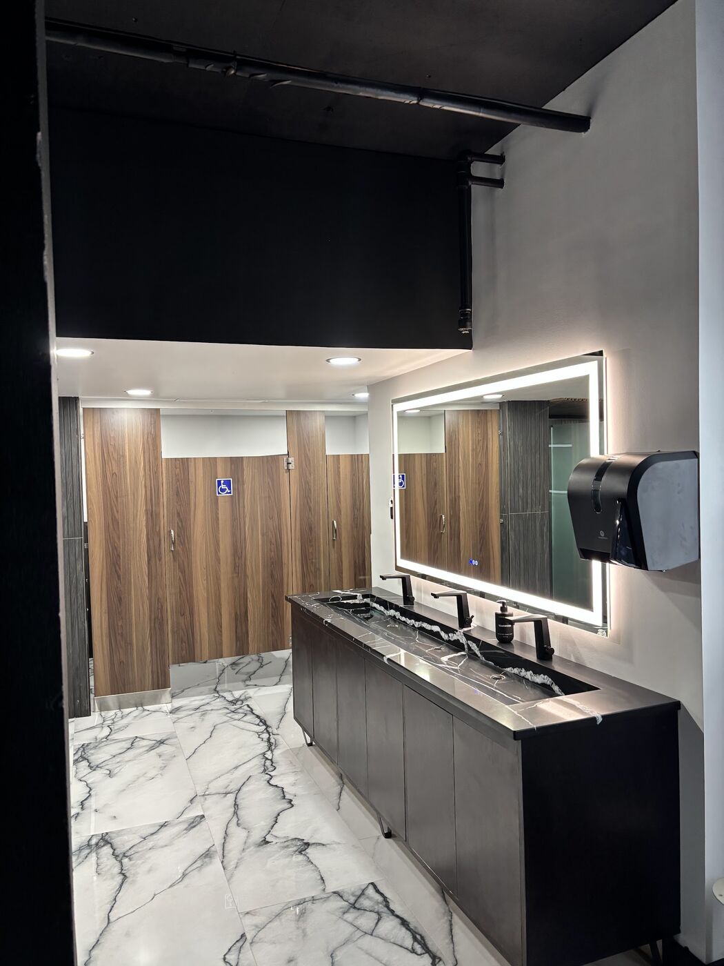 Lexington vanity